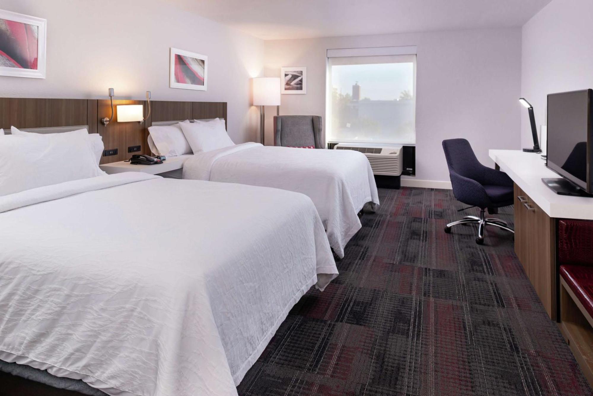 Hilton Garden Inn Columbia Downtown Bagian luar foto